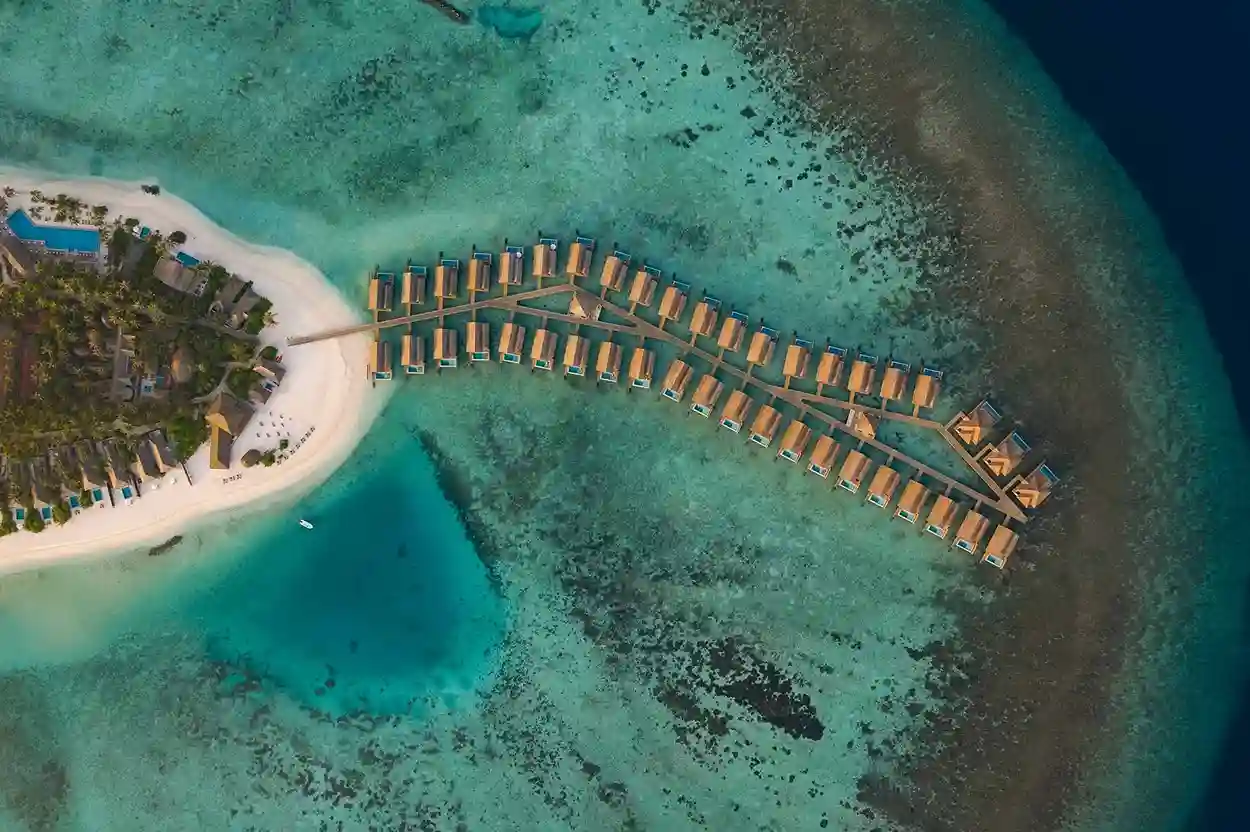 Emerald Faarufushi Resort & Spa-1